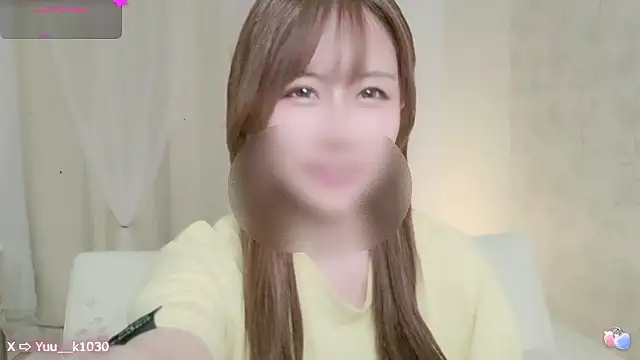 Snapshot of Yuu__k chatting on September 2025 03:23:01 PM Yuu  k online show from September 2025 03:23:01 PM