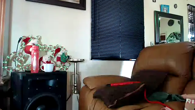 Snapshot of Gucci_Bx chatting on February 2025 08:26:02 AM Gucci Bx online show from February 2025 08:26:02 AM