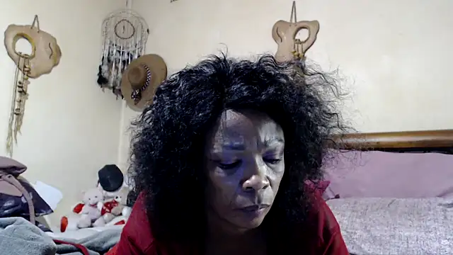 Snapshot of Gucci_Bx chatting on February 2025 10:58:01 PM Gucci Bx online show from February 2025 10:58:01 PM