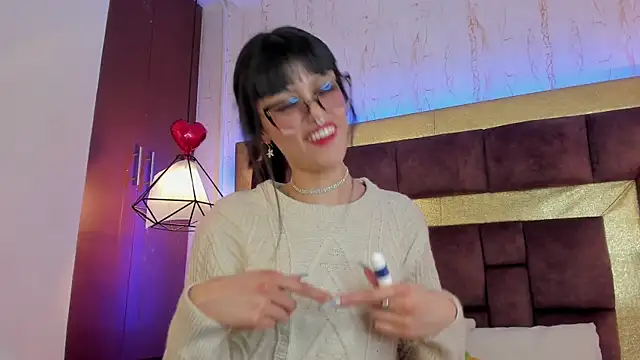 Snapshot of _Jessy_Moon_ chatting on December 2024 07:40:01 PM Jessy Moon online show from December 2024 07:40:01 PM