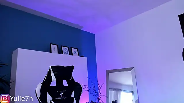 Snapshot of _Jessy_Moon_ chatting on September 2025 07:52:01 PM Jessy Moon online show from September 2025 07:52:01 PM