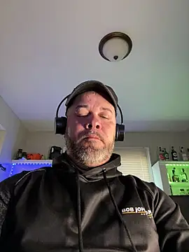 Snapshot of Cristian-Brayan chatting on March 2025 12:28:01 PM Cristian-Brayan online show from March 2025 12:28:01 PM