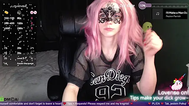 strawberry muffin online show from February 2025 08:53:01 PM