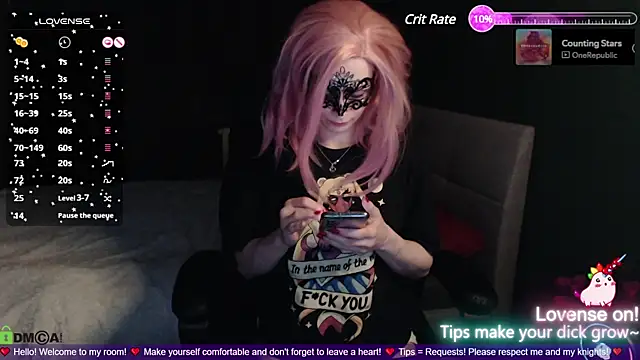 strawberry muffin online show from February 2025 05:50:02 PM