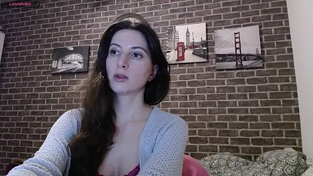  Hot Lady  online show from December 2024 12:00:01 AM