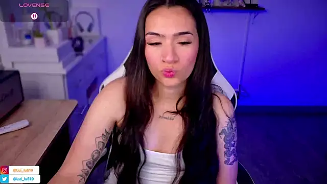 ImLui lu online show from October 2025 04:24:02 PM