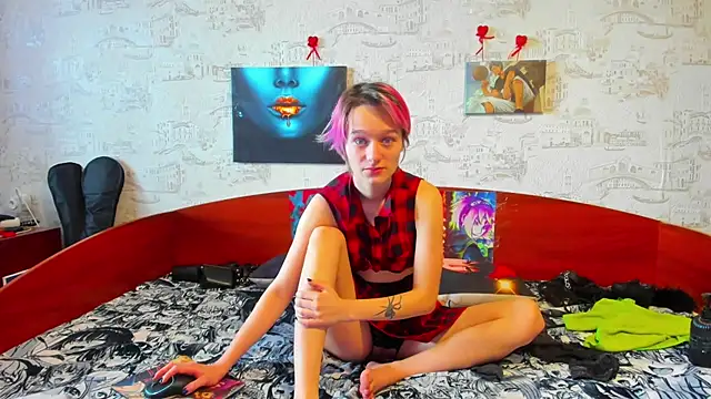 Snapshot of KagamiTayga chatting on February 2025 08:22:02 AM KagamiTayga online show from February 2025 08:22:02 AM