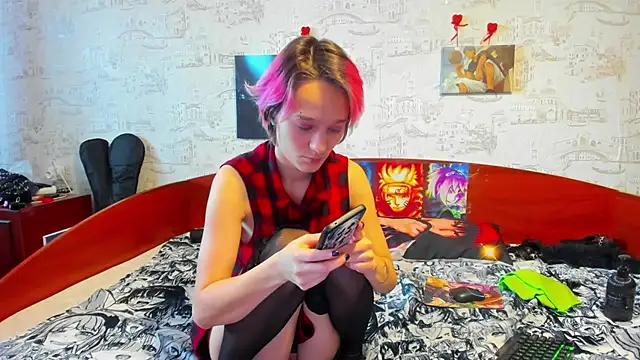 Snapshot of KagamiTayga chatting on February 2025 11:28:02 AM KagamiTayga online show from February 2025 11:28:02 AM