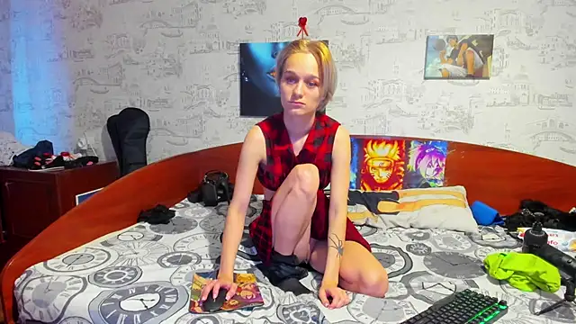 Snapshot of KagamiTayga chatting on March 2025 11:38:01 AM KagamiTayga online show from March 2025 11:38:01 AM