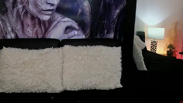 emely brandon online show from September 2025 09:58:01 AM