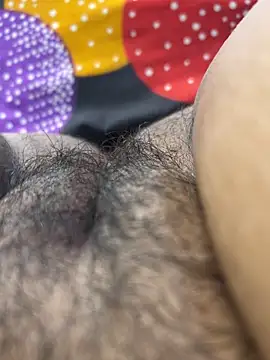 Sexyvarsha143 online show from December 2025 09:59:01 AM