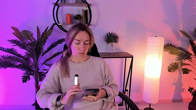 RebeccaMartinez online show from February 2025 05:19:01 AM