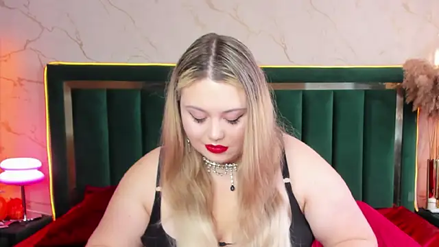 Snapshot of rosal1a chatting on November 2025 10:47:01 AM rosal1a online show from November 2025 10:47:01 AM