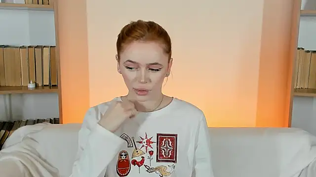 Phoenix Margo online show from November 2025 03:27:02 AM