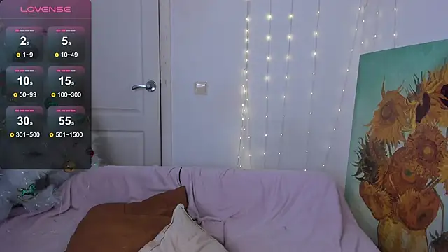 Snapshot of nymphobaby chatting on January 2025 05:32:01 AM nymphobaby online show from January 2025 05:32:01 AM