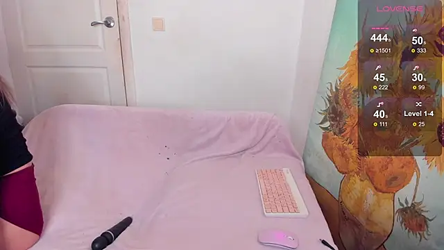 Snapshot of nymphobaby chatting on October 2025 12:24:01 PM nymphobaby online show from October 2025 12:24:01 PM