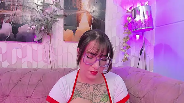 Snapshot of DEVA_BLUE_ chatting on December 2024 04:20:01 AM DEVA BLUE online show from December 2024 04:20:01 AM