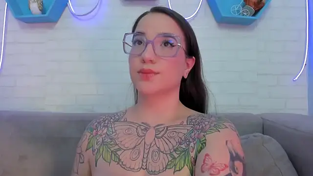 Snapshot of DEVA_BLUE_ chatting on January 2025 07:47:02 AM DEVA BLUE online show from January 2025 07:47:02 AM