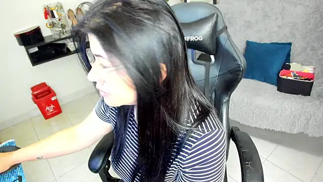 BellaFlaming online show from March 2026 10:52:02 AM