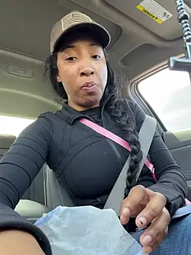 Iceblanca online show from April 2026 05:46:01 PM