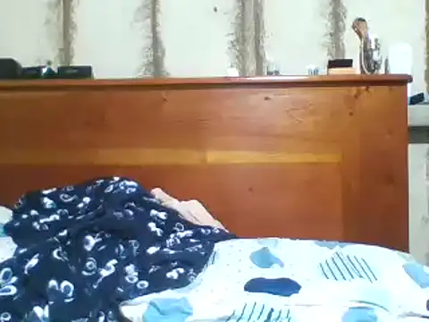 Snapshot of ELVERGON43267 chatting on December 2024 01:47:02 AM ELVERGON43267 online show from December 2024 01:47:02 AM