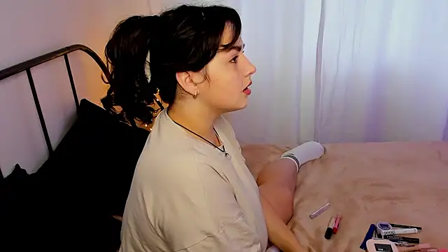 Snapshot of Talla_a chatting on November 2025 09:04:01 AM Talla a online show from November 2025 09:04:01 AM