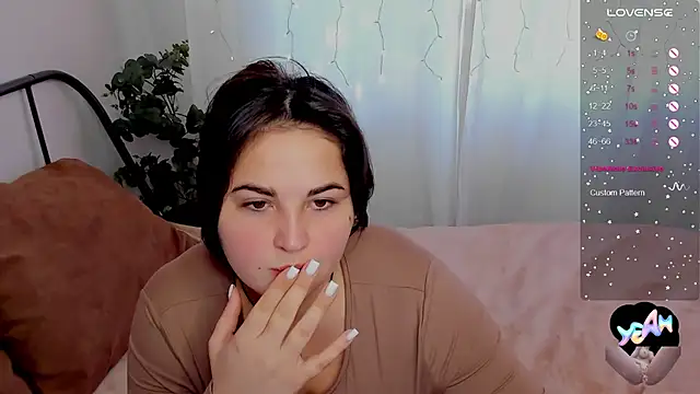 Snapshot of Talla_a chatting on November 2025 09:09:02 AM Talla a online show from November 2025 09:09:02 AM