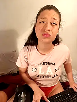 AmazingFuckCam online show from February 2025 10:09:02 PM