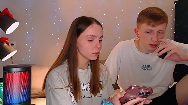 juliaanddima online show from January 2025 08:48:01 PM