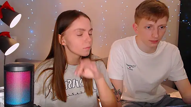 juliaanddima online show from January 2025 08:57:02 PM