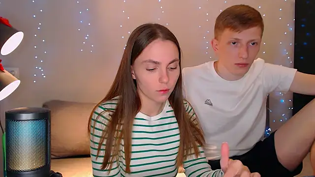 juliaanddima online show from February 2025 08:58:02 PM