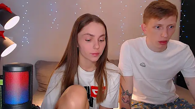 juliaanddima online show from February 2025 06:58:02 AM