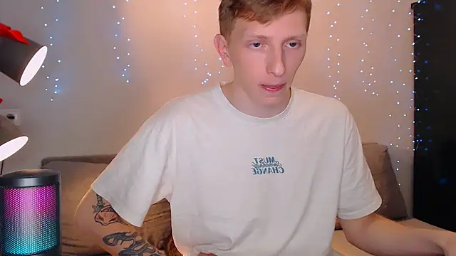 juliaanddima online show from March 2025 11:49:02 PM