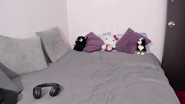 Snapshot of Room312_ chatting on June 2026 04:45:02 PM Room312 online show from June 2026 04:45:02 PM