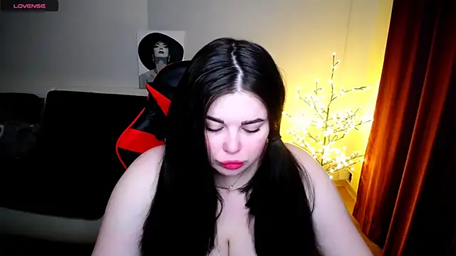 Emily Mo online show from January 2025 06:38:01 AM