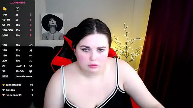 Emily Mo online show from February 2025 09:30:01 AM