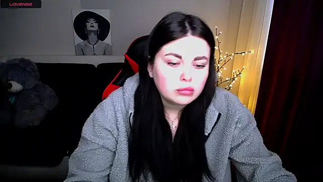 Emily Mo online show from February 2025 06:36:02 AM