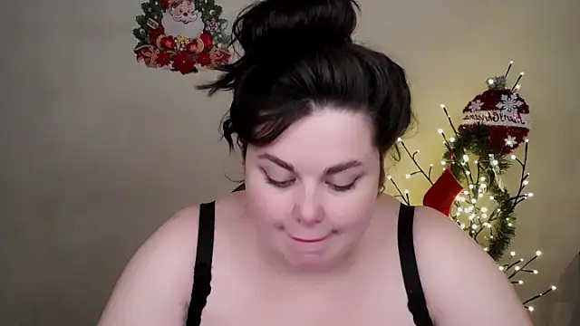 Emily Mo online show from December 2025 06:19:01 AM