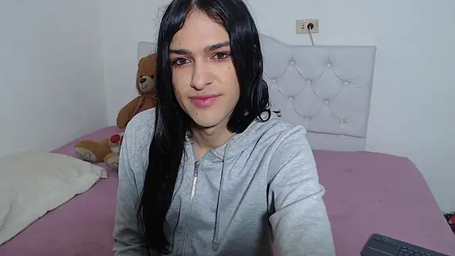 Snapshot of sweet1Girl chatting on July 2026 12:11:02 PM sweet1Girl online show from July 2026 12:11:02 PM