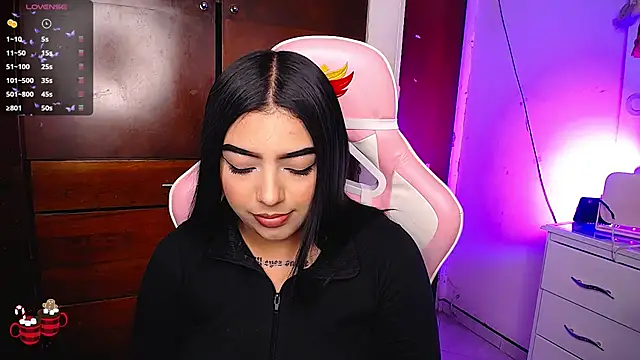 Snapshot of eva_six chatting on December 2024 07:51:01 PM eva six online show from December 2024 07:51:01 PM