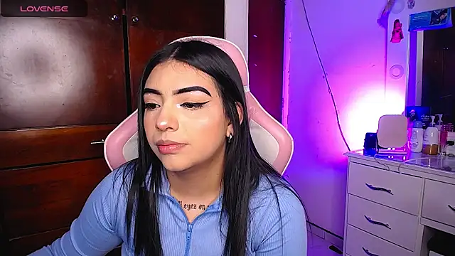 Snapshot of eva_six chatting on March 2025 06:23:02 PM eva six online show from March 2025 06:23:02 PM