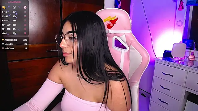 Snapshot of eva_six chatting on March 2025 03:57:01 AM eva six online show from March 2025 03:57:01 AM