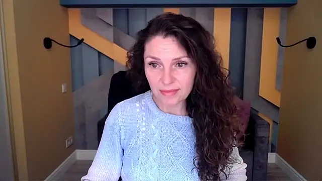 EllaLong online show from February 2026 12:36:01 PM