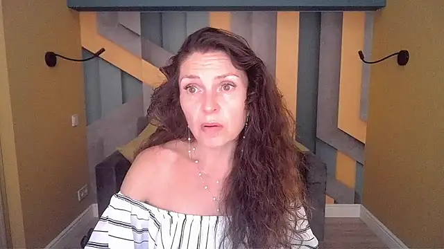 EllaLong online show from July 2026 11:25:02 AM