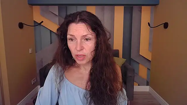 EllaLong online show from July 2026 11:36:01 AM