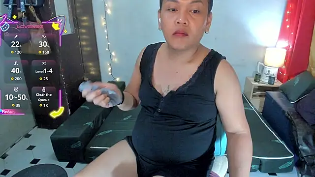 ivyDvil05 online show from March 2026 02:13:01 PM