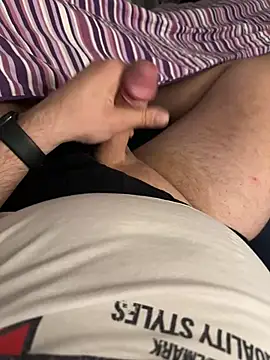 Snapshot of Adis1984Ger chatting on December 2024 10:49:02 PM Adis1984Ger online show from December 2024 10:49:02 PM