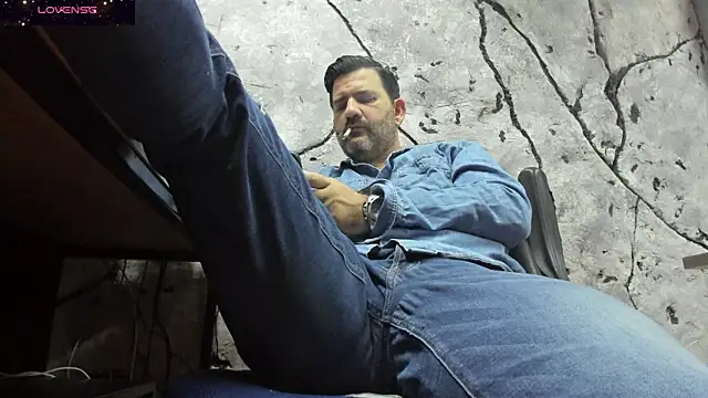 Snapshot of Maxi_TheBigDaddy chatting on September 2025 01:57:02 PM Maxi TheBigDaddy online show from September 2025 01:57:02 PM