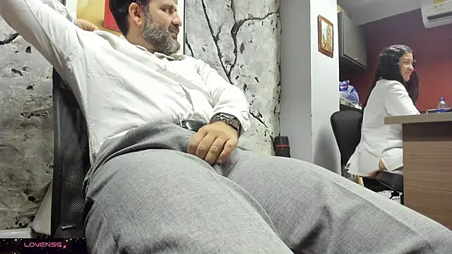 Snapshot of Maxi_TheBigDaddy chatting on November 2025 03:16:02 PM Maxi TheBigDaddy online show from November 2025 03:16:02 PM