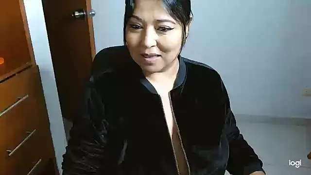 mariemiller19 online show from December 2024 07:16:01 AM